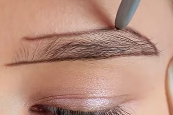 How does an Eyebrow Transplant Work?